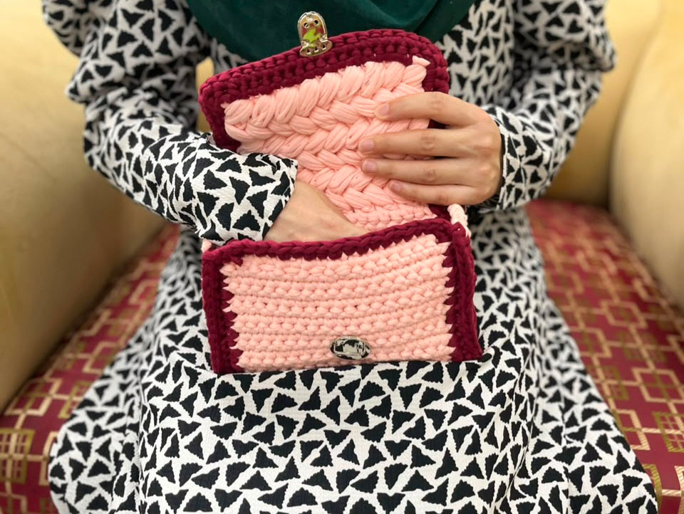 Pink & Maroon Metal Clasp Crochet Clutch