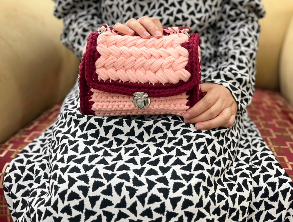 Pink & Maroon Metal Clasp Crochet Clutch