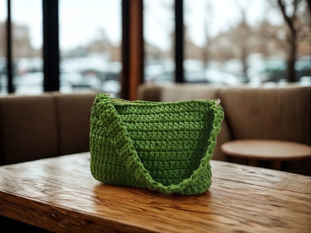 Green Tshirt Yarn Shoulder Bag