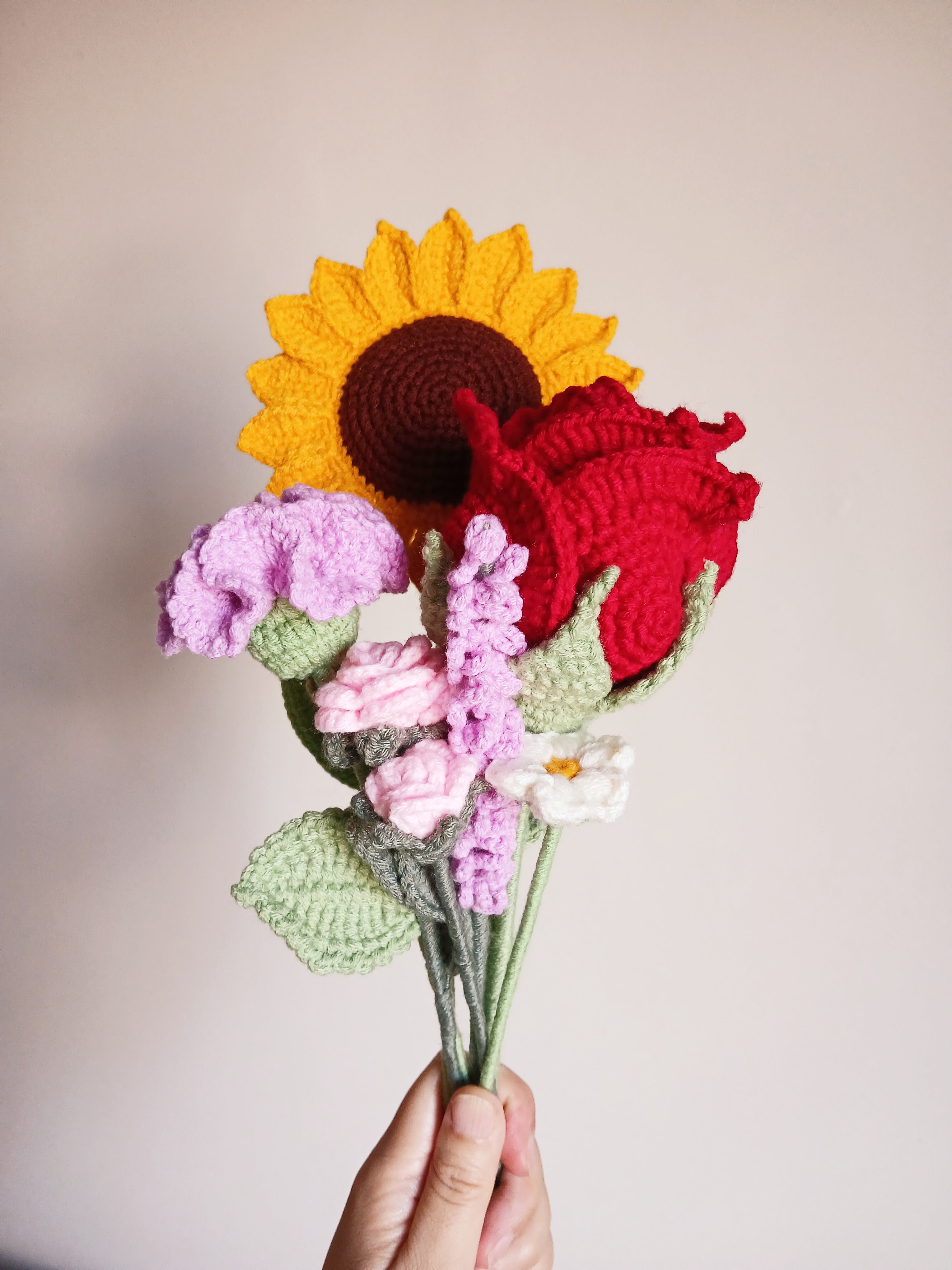 Red Rose Love Bloom Bouquet